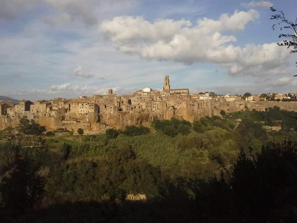 Casa Lucy Lägenhet Pitigliano Exteriör bild